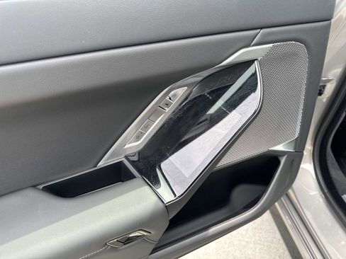 Used 2026 BMW 740i w/ Premium Package image 9