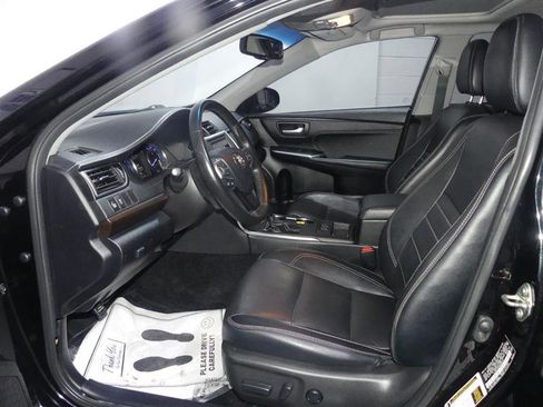 Used 2016 Toyota Camry XLE FWD image 21