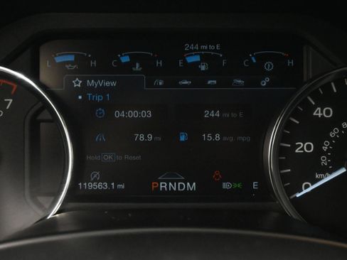 Used 2018 Ford F150 Platinum w/ Equipment Group 701A Luxury AWD/4WD image 16