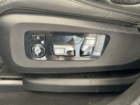 Used 2024 BMW X6 xDrive40i AWD/4WD image 44