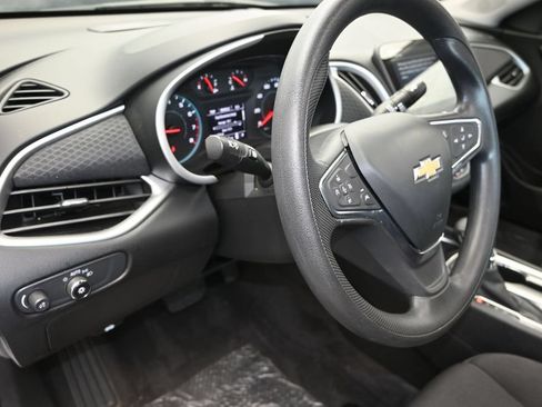 Used 2024 Chevrolet Malibu LT FWD image 12
