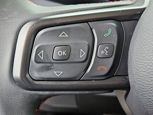 Used 2024 Jeep Wrangler Unlimited Rubicon image 24