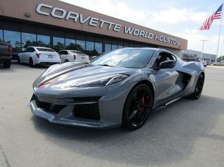 Used 2025 Chevrolet Corvette E-Ray w/ Stealth Interior Trim Package AWD/4WD video 1