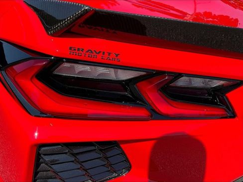 Used 2022 Chevrolet Corvette Stingray Preferred Cpe w/ Engine Appearance Package RWD image 20