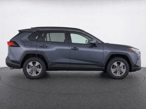Used 2025 Toyota RAV4 XLE AWD/4WD image 8