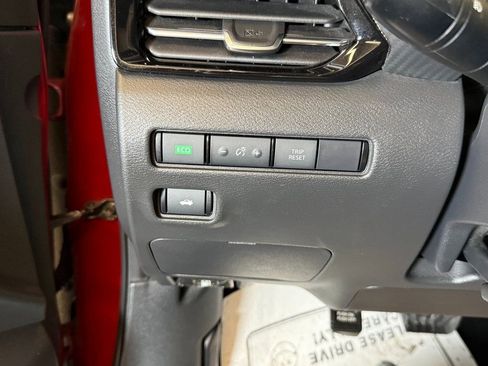 Used 2021 Nissan Sentra SR image 19