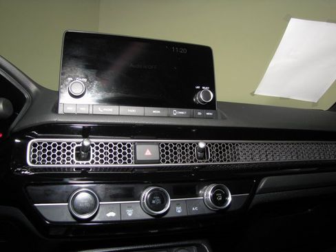 Certified 2024 Honda Civic Sport image 7