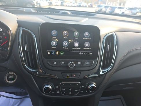 Used 2022 Chevrolet Equinox RS w/ RS Leather Package image 19