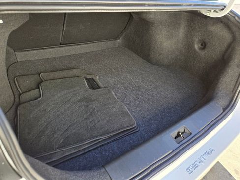 Used 2024 Nissan Sentra SR image 17