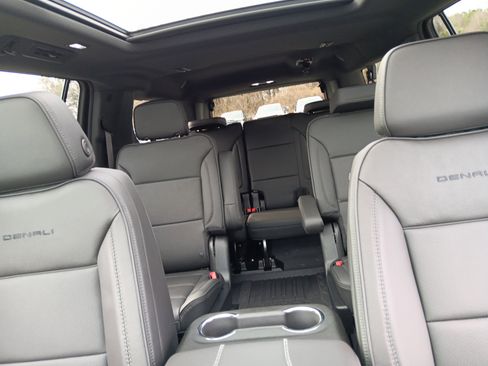 New 2026 GMC Yukon XL Denali w/ Sun & Power Step Package image 15