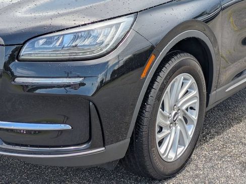 Used 2025 Lincoln Corsair FWD image 9