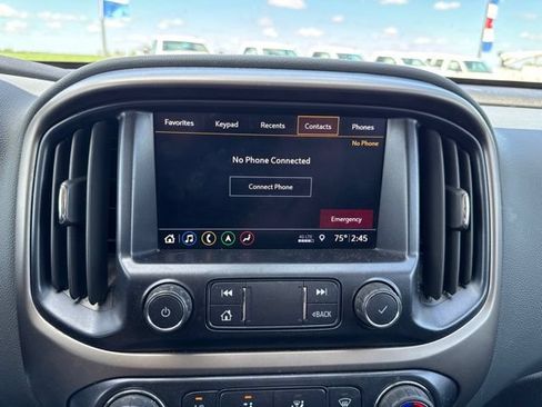 Used 2019 Chevrolet Colorado Z71 AWD/4WD image 29