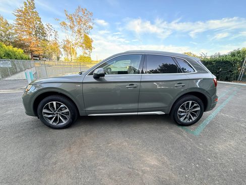 Used 2024 Audi Q5 45 TFSI Premium Plus Sport Uti AWD/4WD image 2