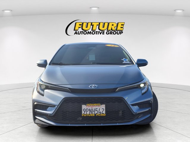 Used 2024 Toyota Corolla XSE FWD image 2