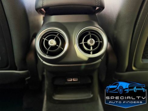 Used 2018 Alfa Romeo Stelvio Ti Sport image 23