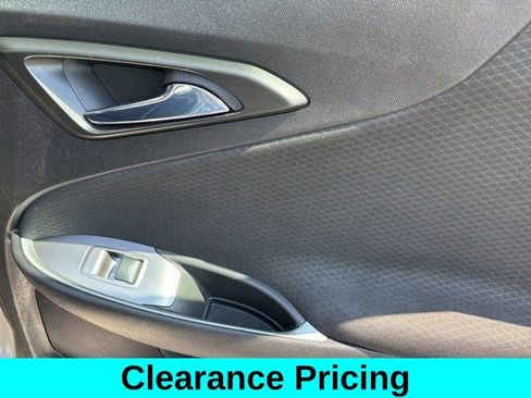 Used 2023 Chevrolet Malibu LT image 37