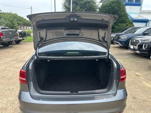 Used 2015 Volkswagen Jetta SEL FWD image 22