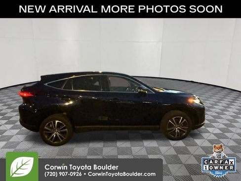 Used 2023 Toyota Venza LE AWD/4WD image 10