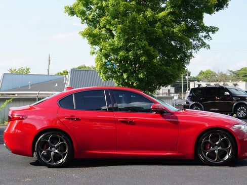 Used 2018 Alfa Romeo Giulia Ti Sport w/ Quick Order Package 22U Sport RWD image 6