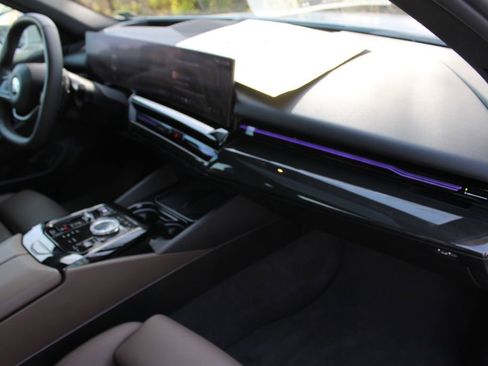 Used 2024 BMW 530i xDrive w/ Executive Package image 48