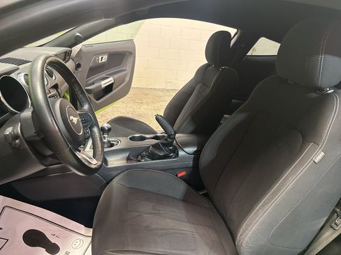 Used 2020 Ford Mustang Coupe w/ Black Accent Package RWD image 16