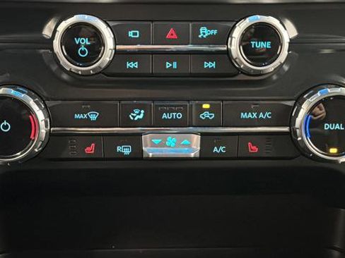 Used 2025 Ford F150 XLT w/ Equipment Group 302A MID AWD/4WD image 17