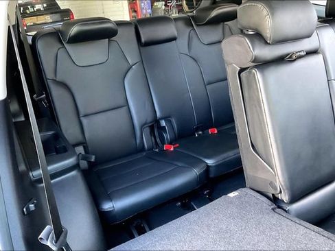 Used 2025 Kia Telluride LX FWD image 35