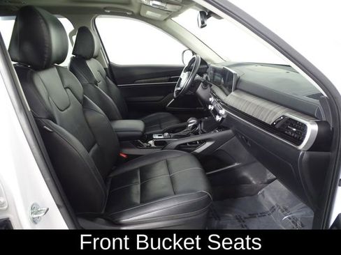 Used 2024 Kia Telluride EX FWD image 17