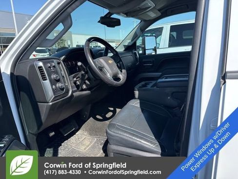 Used 2017 Chevrolet Silverado 2500 LT w/ LT Convenience Package image 14
