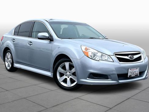 Used 2012 Subaru Legacy 2.5i Premium w/ All-Weather Pkg image 2