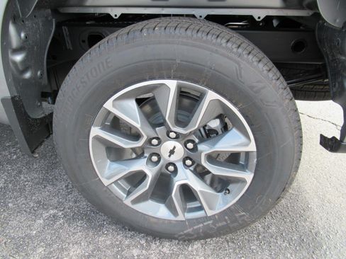 New 2026 Chevrolet Silverado 1500 RST w/ Safety Package AWD/4WD image 8