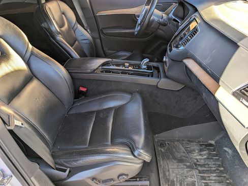 Used 2018 Volvo XC90 T8 Inscription w/ Convenience Package image 12