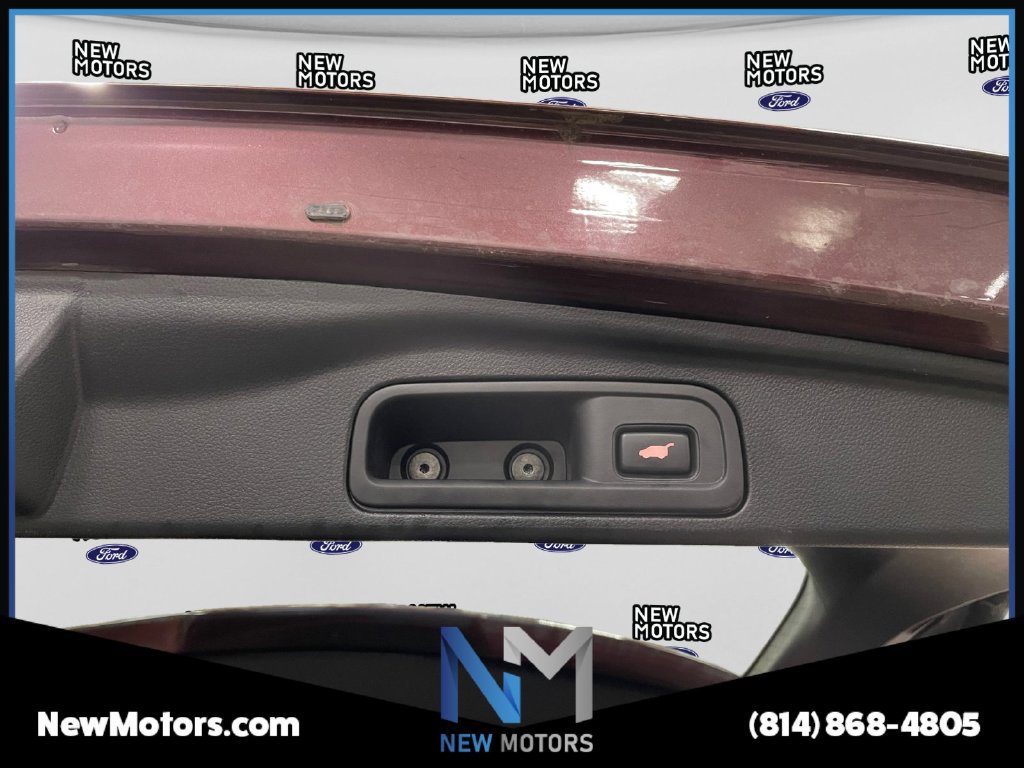 Used 2021 Honda Pilot Touring image 17