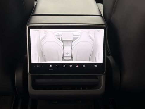 Used 2024 Tesla Model 3 Performance AWD/4WD image 29