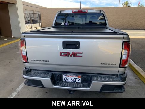 Used 2017 GMC Canyon Denali image 5