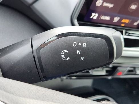 New 2026 Volkswagen ID.4 Pro image 18