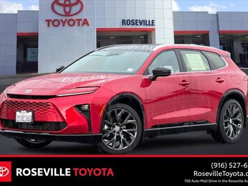 Certified 2026 Toyota Crown Signia w/ Advanced Technology Package AWD/4WD image 1