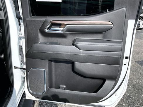 Used 2024 Chevrolet Silverado 1500 LT Trail Boss w/ Protection Package image 23