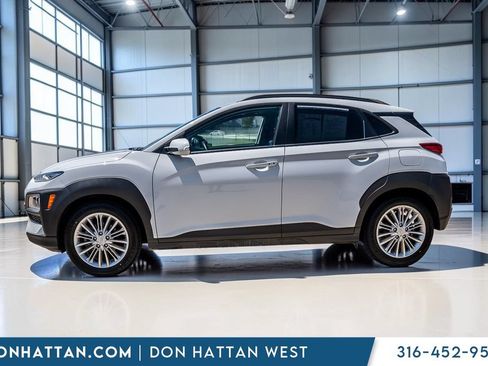 Used 2021 Hyundai Kona SEL Plus FWD image 2