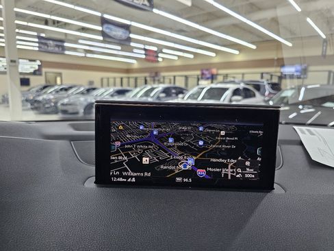 Used 2019 Audi Q7 3.0T Premium Plus w/ Premium Plus Package image 34