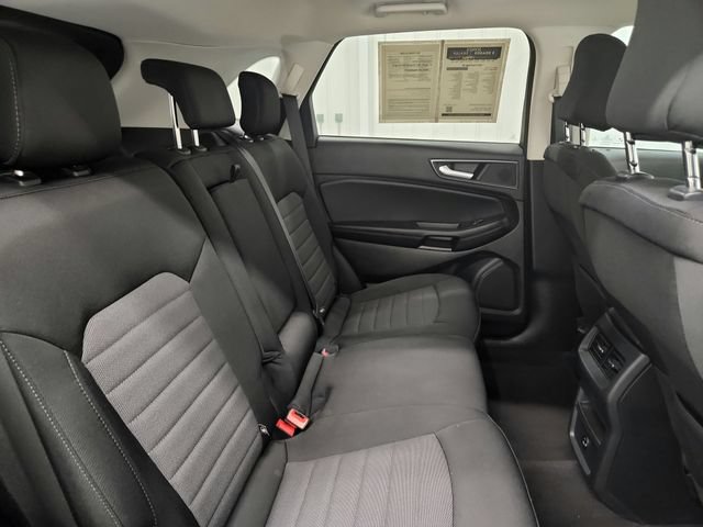 Used 2021 Ford Edge SE FWD image 27