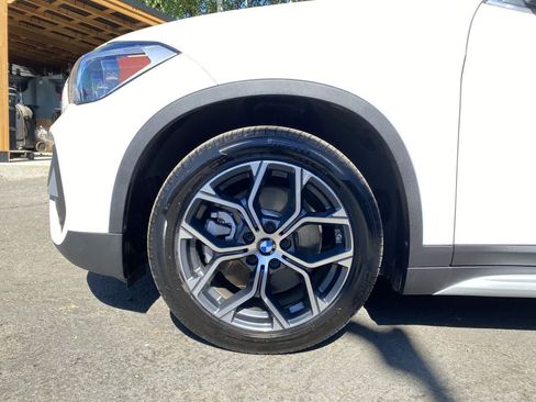 Used 2021 BMW X1 xDrive28i w/ Premium Package AWD/4WD image 12