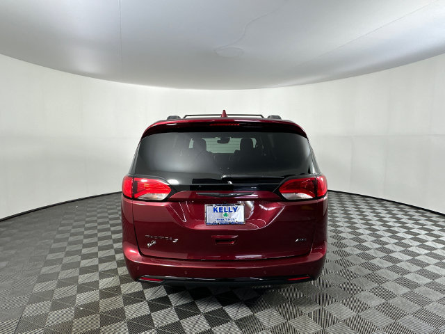 Used 2020 Chrysler Pacifica Touring-L w/ Advanced Safetytec Group AWD/4WD image 31