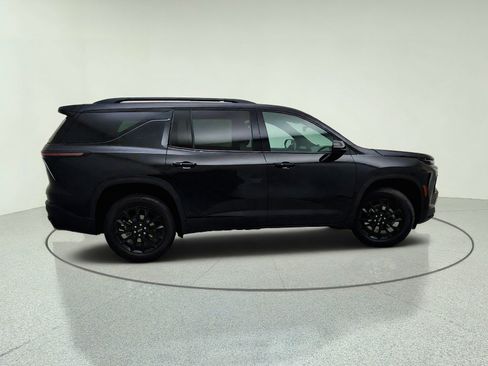 Used 2024 Chevrolet Traverse LT w/ Midnight/Sport Edition AWD/4WD image 7