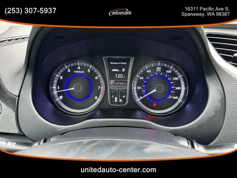 Used 2012 Hyundai Azera w/ Technology Pkg image 17