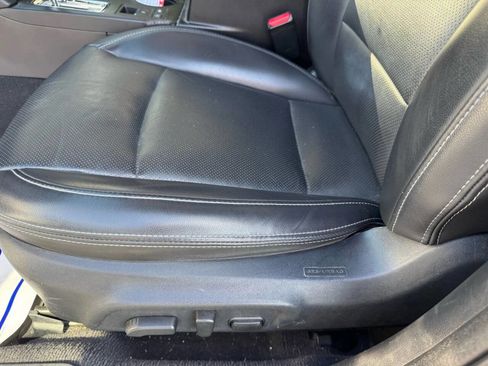 Used 2017 Subaru Outback 2.5i Limited image 9