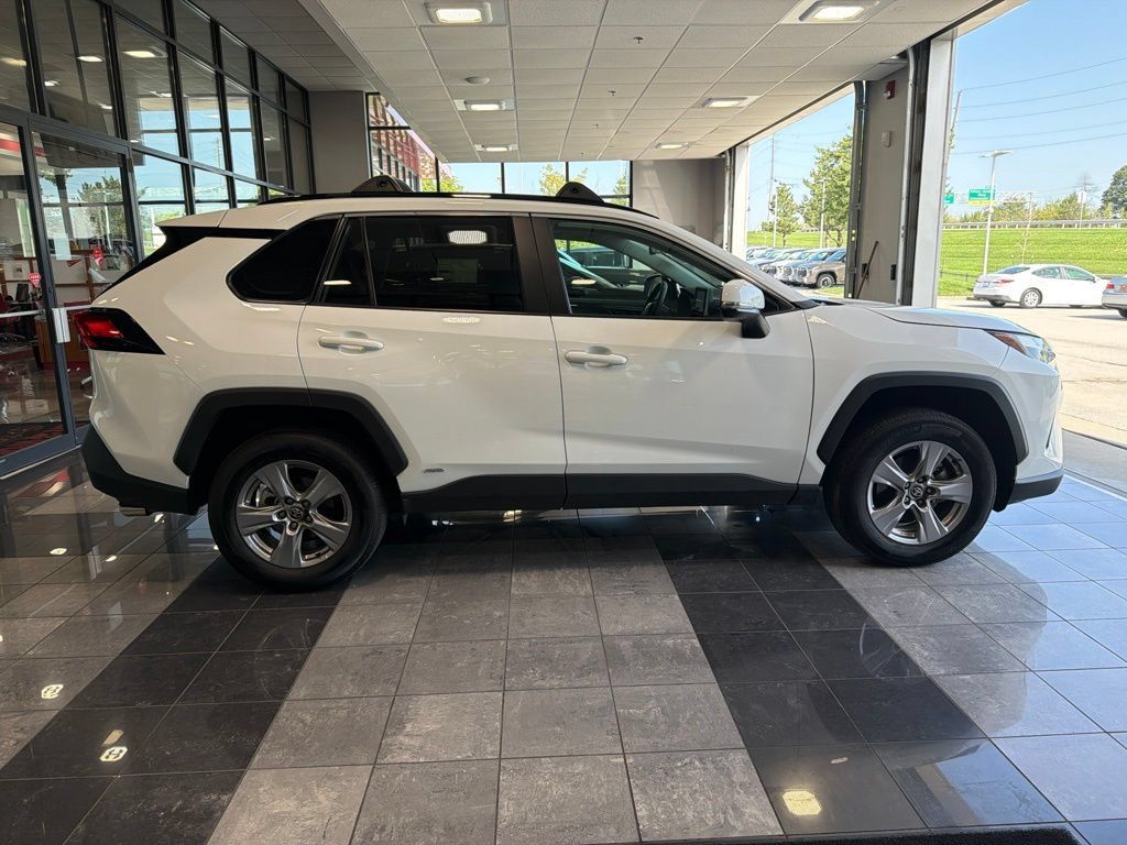 Certified 2025 Toyota RAV4 XLE w/ Convenience Package AWD/4WD image 4