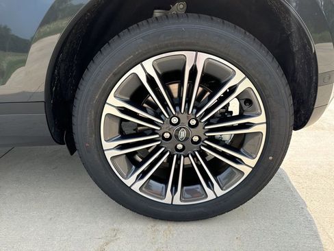 Used 2025 Land Rover Range Rover Evoque S image 25