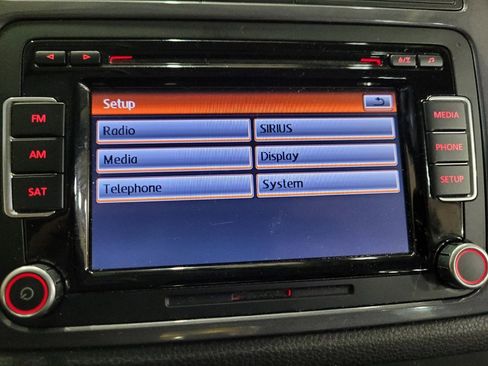 Used 2015 Volkswagen Tiguan S image 25