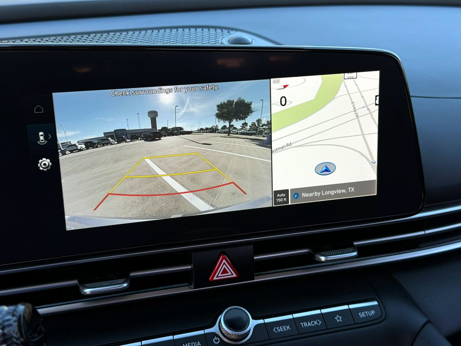 Used 2025 Hyundai Elantra SEL FWD image 16